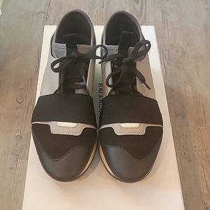 Authentic Balenciaga race runner womens